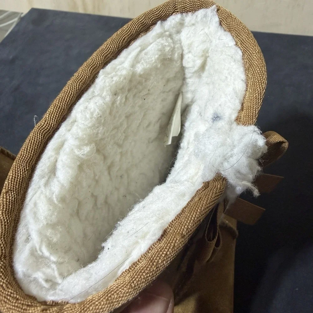 Koolaburra pre owned